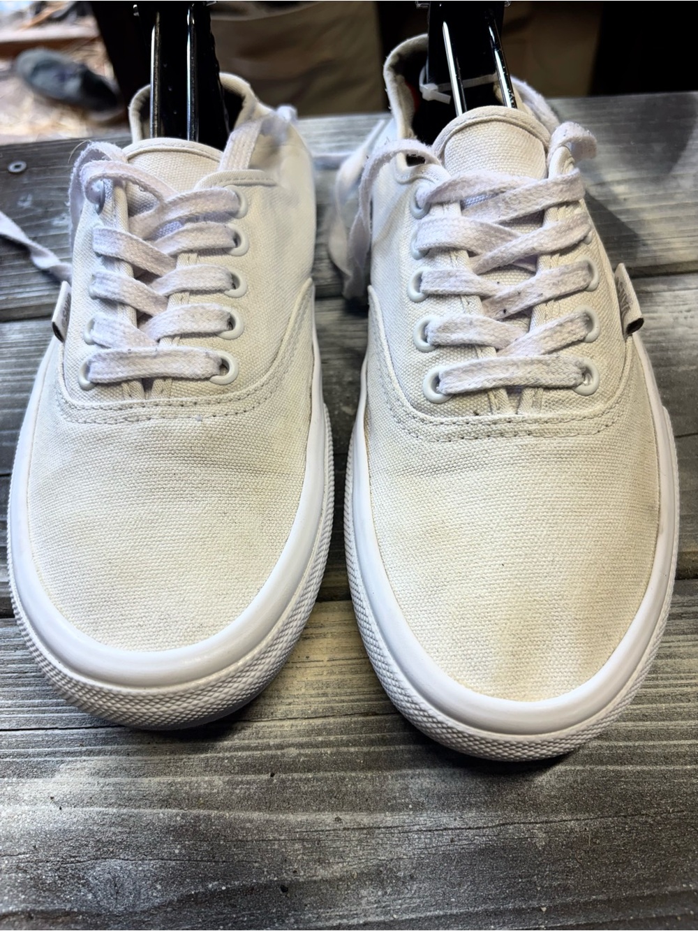 White Vans Old Skool sneakers #skateboarding women’s 8